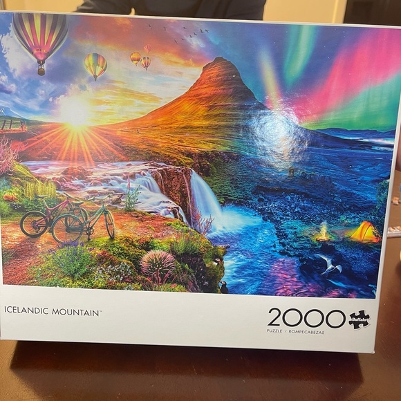Buffalo Icelandic Mountain 2000 pieces Puzzle - Picture 1 of 2